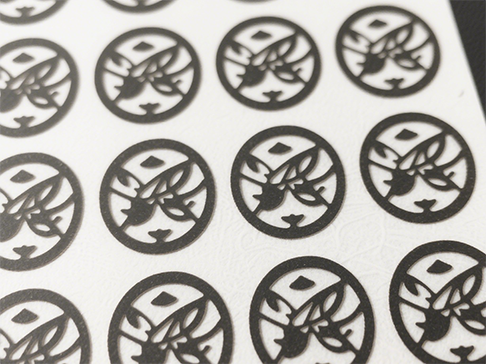 Memberdayakan Manufaktur dengan Pengontrol Pemotongan Laser Cerdas