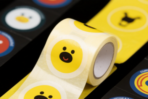 Merevolusi Alur Kerja Label Perekat Anda Menggunakan Sistem Kontrol Laser Tingkat Lanjut